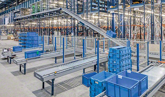 ناقلات بضاعة للصناديق